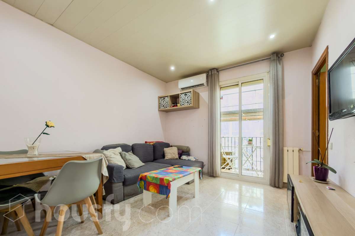 Piso en venta en CL PALLARS, Sant Martí, Barcelona-1