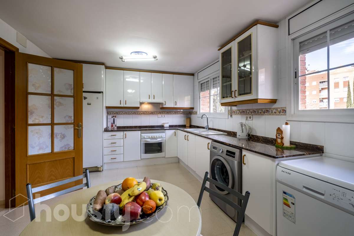 Casa en venta en Carrer de la Font Canaleta, Ca N'Oriac - Can Puiggener, Sabadell-1