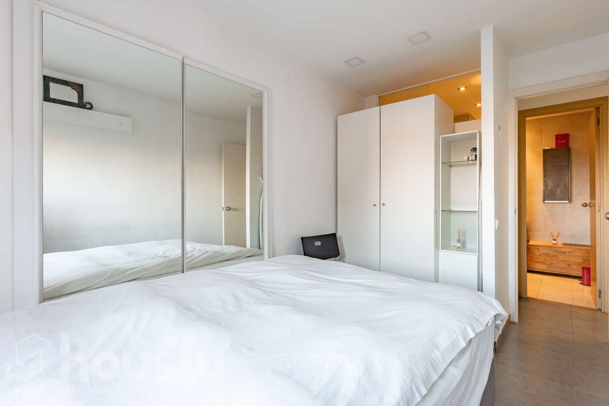 Piso en venta en CL CALDERON DE LA BARCA, Horta Guinardó, Barcelona-4