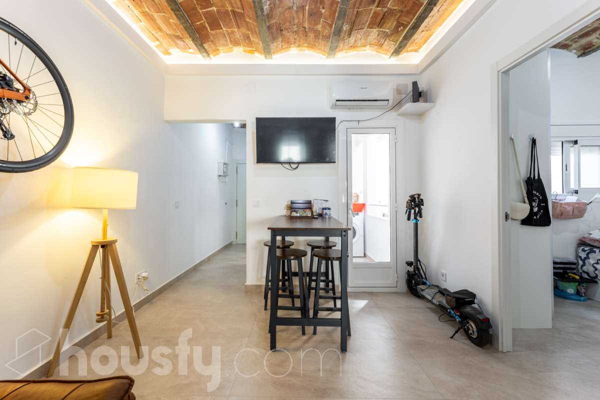 Piso en venta en Carrer Mare de Déu de Núria, La Florida - Les Planes, L'Hospitalet de Llobregat-3
