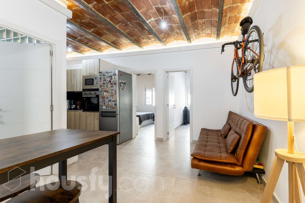 Piso en venta en Carrer Mare de Déu de Núria, La Florida - Les Planes, L'Hospitalet de Llobregat-2