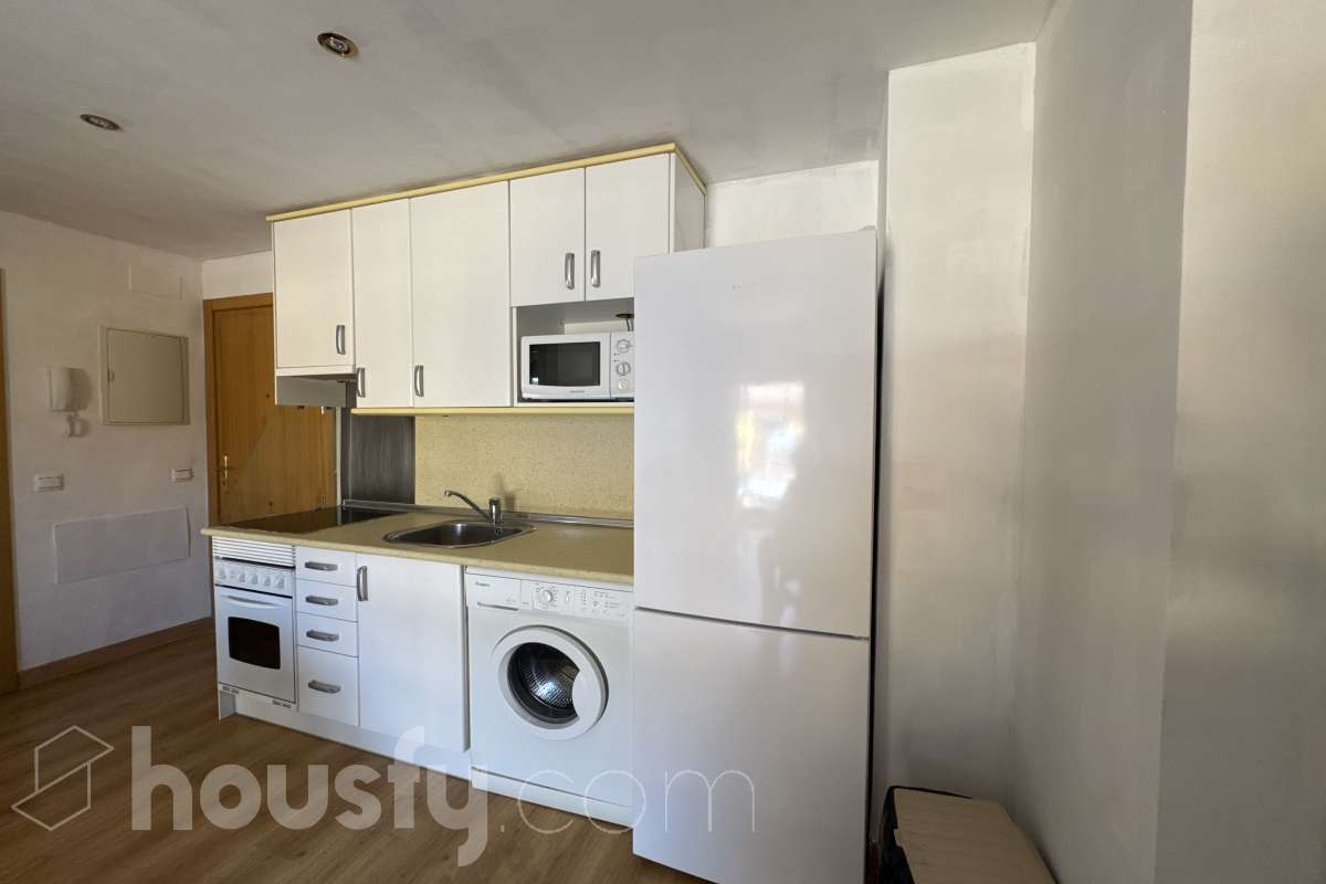 Piso en alquiler en Calle Anchuelo,  Villalbilla-4