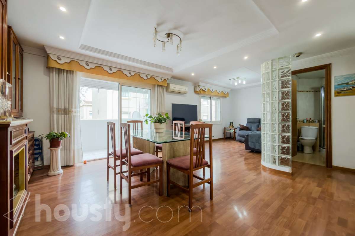 Piso en venta en Carrer de Vilanova i la Geltrú,  Badalona-0