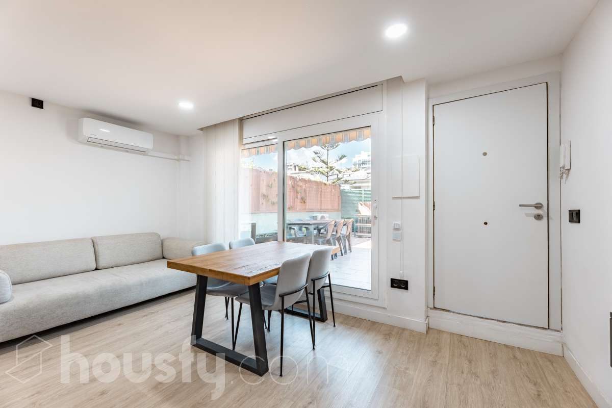 Piso en venta en CL ANCIANITAT, Nord-Oest, Terrassa-1