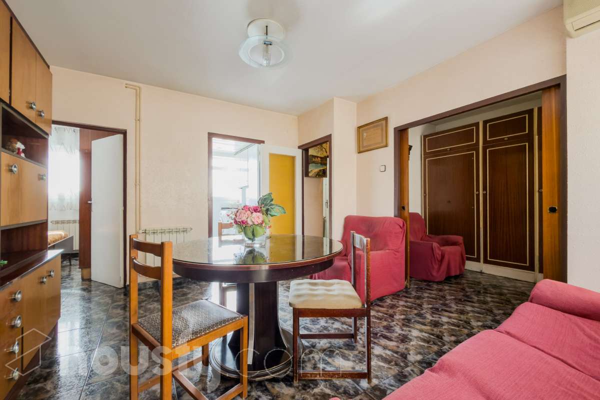 Piso en venta en CL VIA FAVENCIA, Nou Barris, Barcelona-3