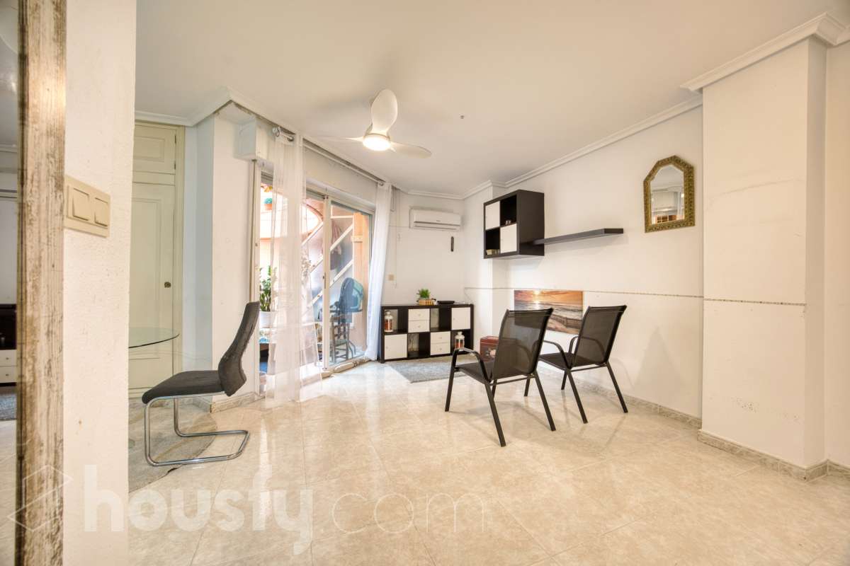 Piso en venta en Calle Galeón, Playa del Cura, Torrevieja-1