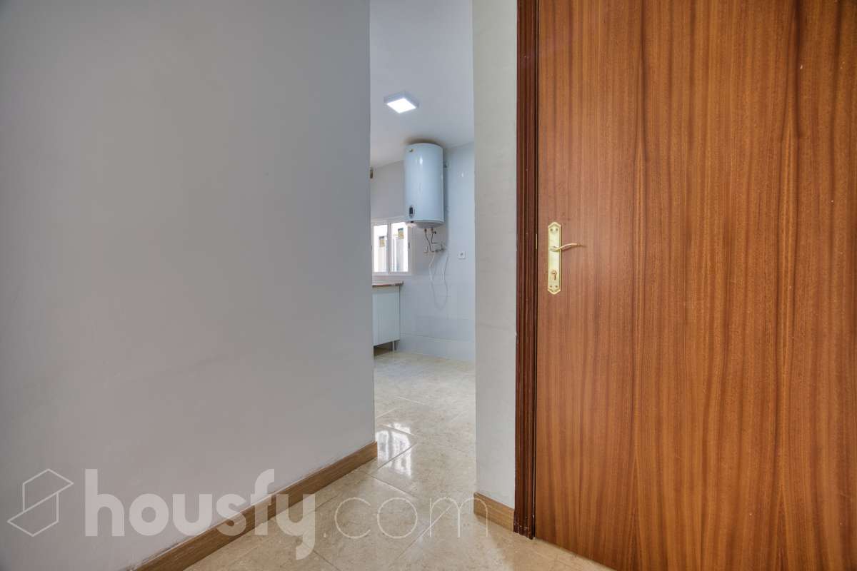 Piso en venta en CL MARQUES DE SANTILLANA, Virgen del Remedio-Juan Xxiii, Alicante / Alacant-1