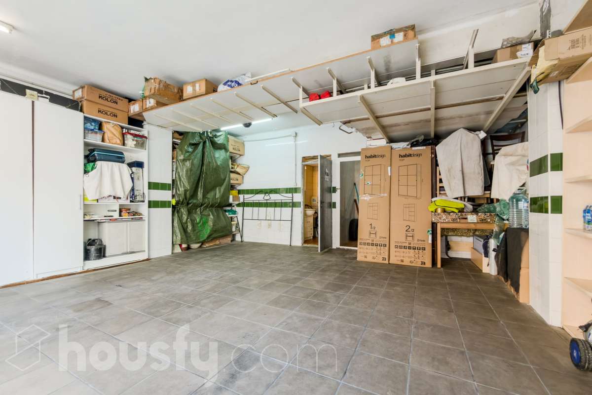 Local en venta en CL BONAVISTA,  Badalona-1