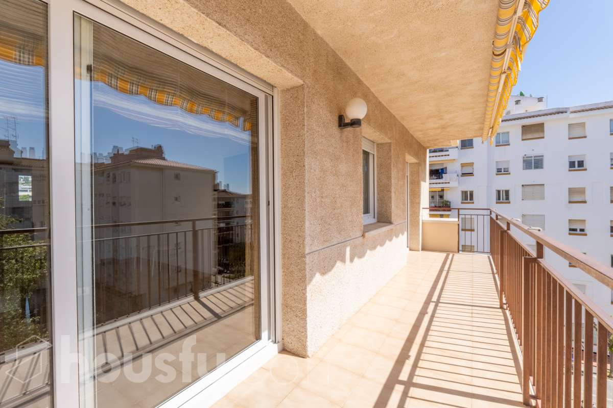 Piso en venta en Carrer de Salvador Olivella,  Sitges-0