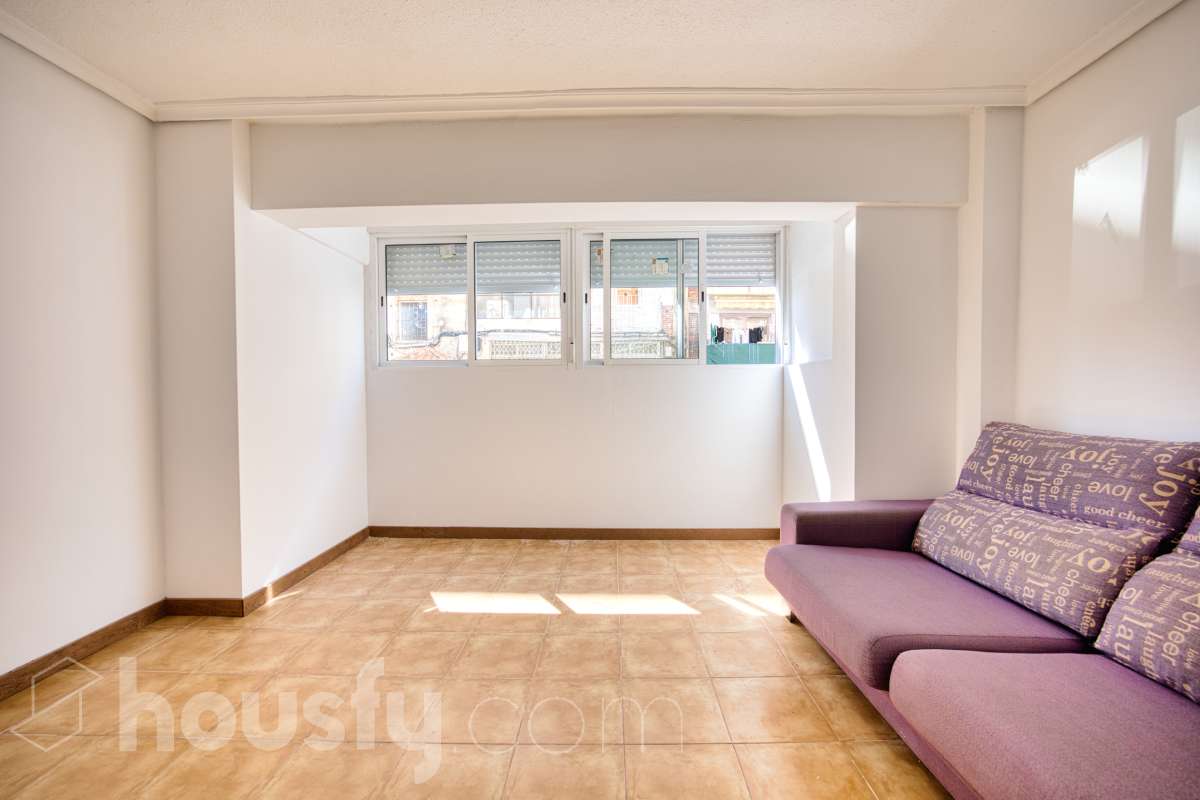 Piso en venta en Carrer de la Serpentina, Virgen del Remedio-Juan Xxiii, Alicante / Alacant-1