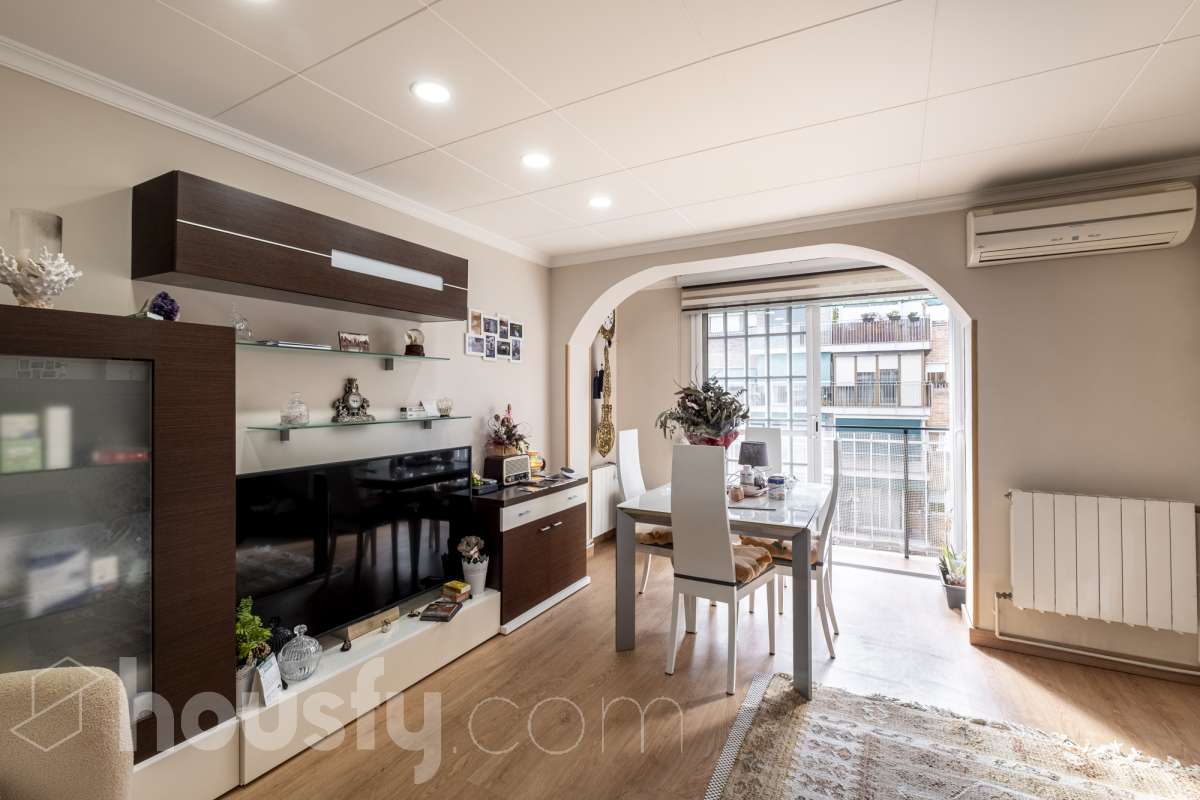 Piso en venta en PS VALLDAURA, Nou Barris, Barcelona-1