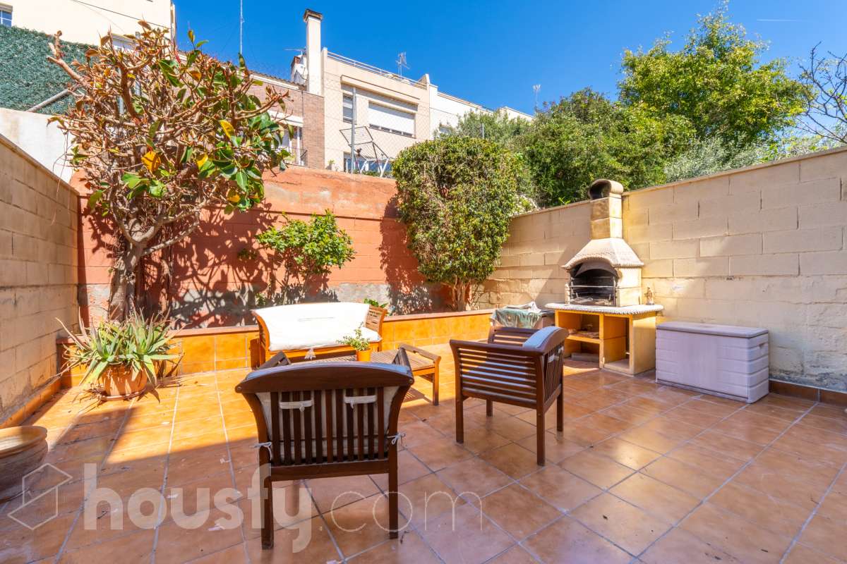 Casa en venta en AV CUBELLES,  Vilanova i la Geltrú-0