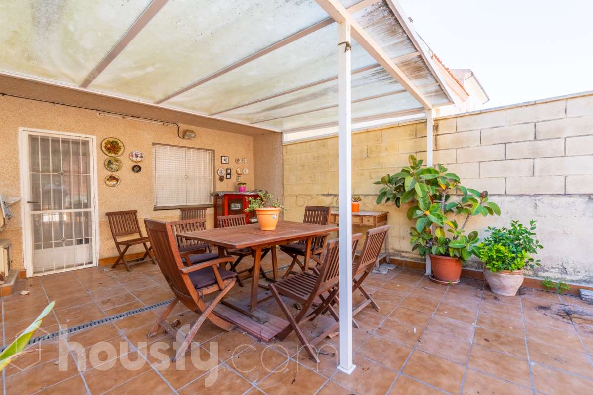 Casa en venta en AV CUBELLES,  Vilanova i la Geltrú-1