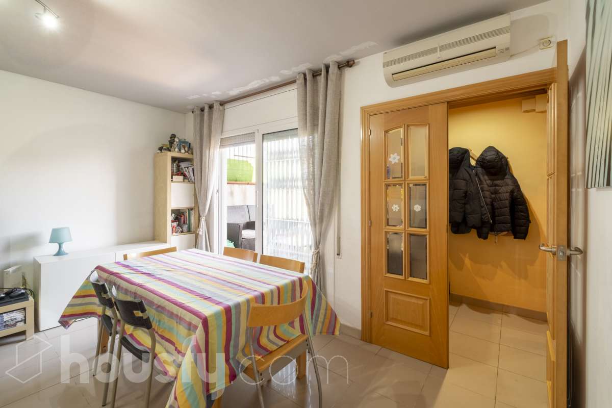 Piso en venta en Carrer Oriental, Can Serra - Pubilla Cases, L'Hospitalet de Llobregat-2