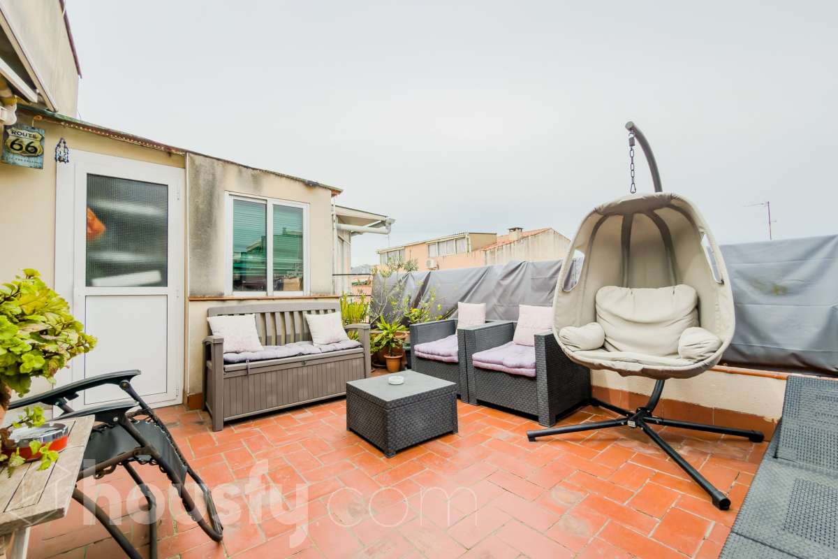 Piso en venta en CL FRANCESC MORAGAS,  Santa Coloma de Gramenet-2