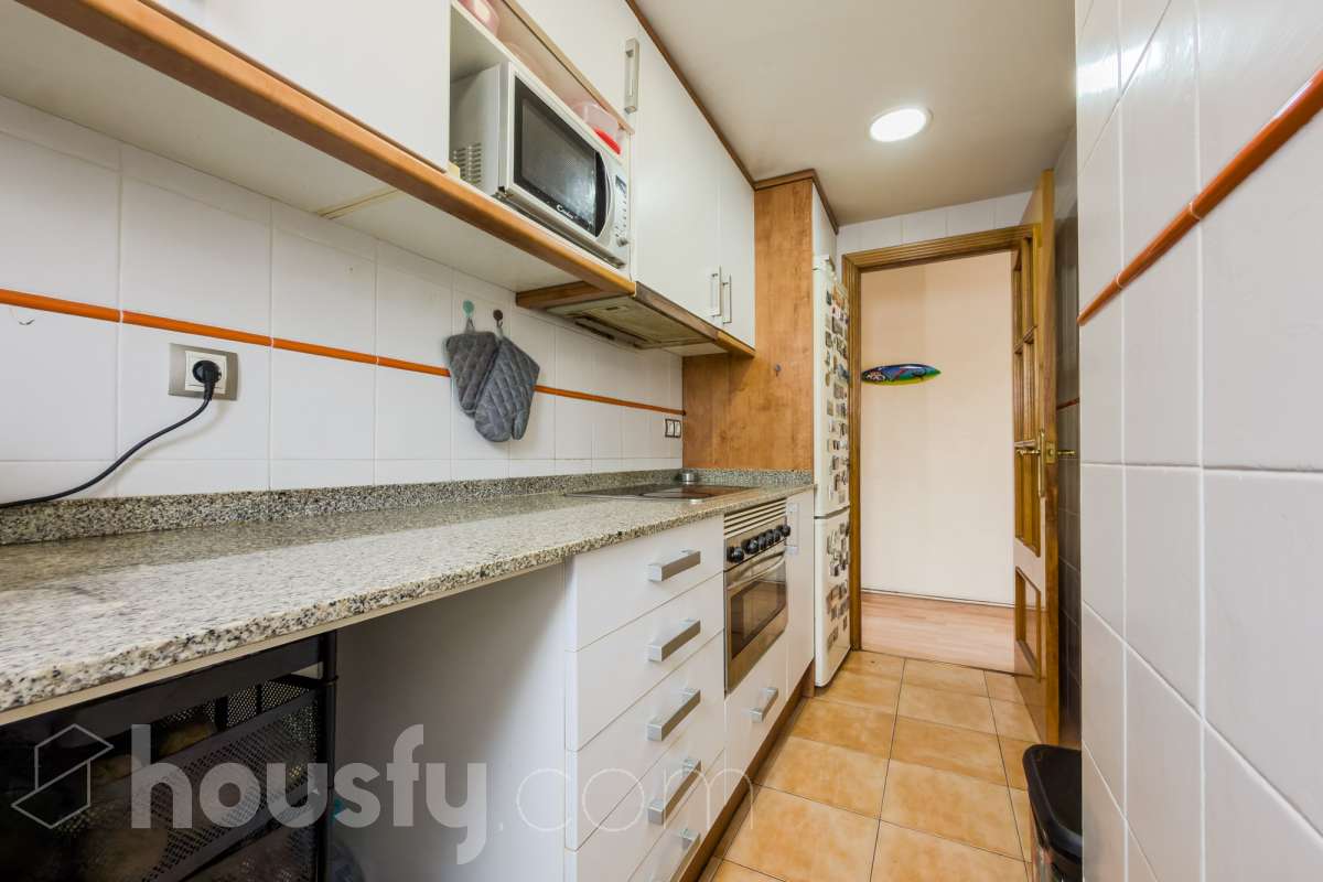 Piso en venta en CL FRANCESC MORAGAS,  Santa Coloma de Gramenet-4