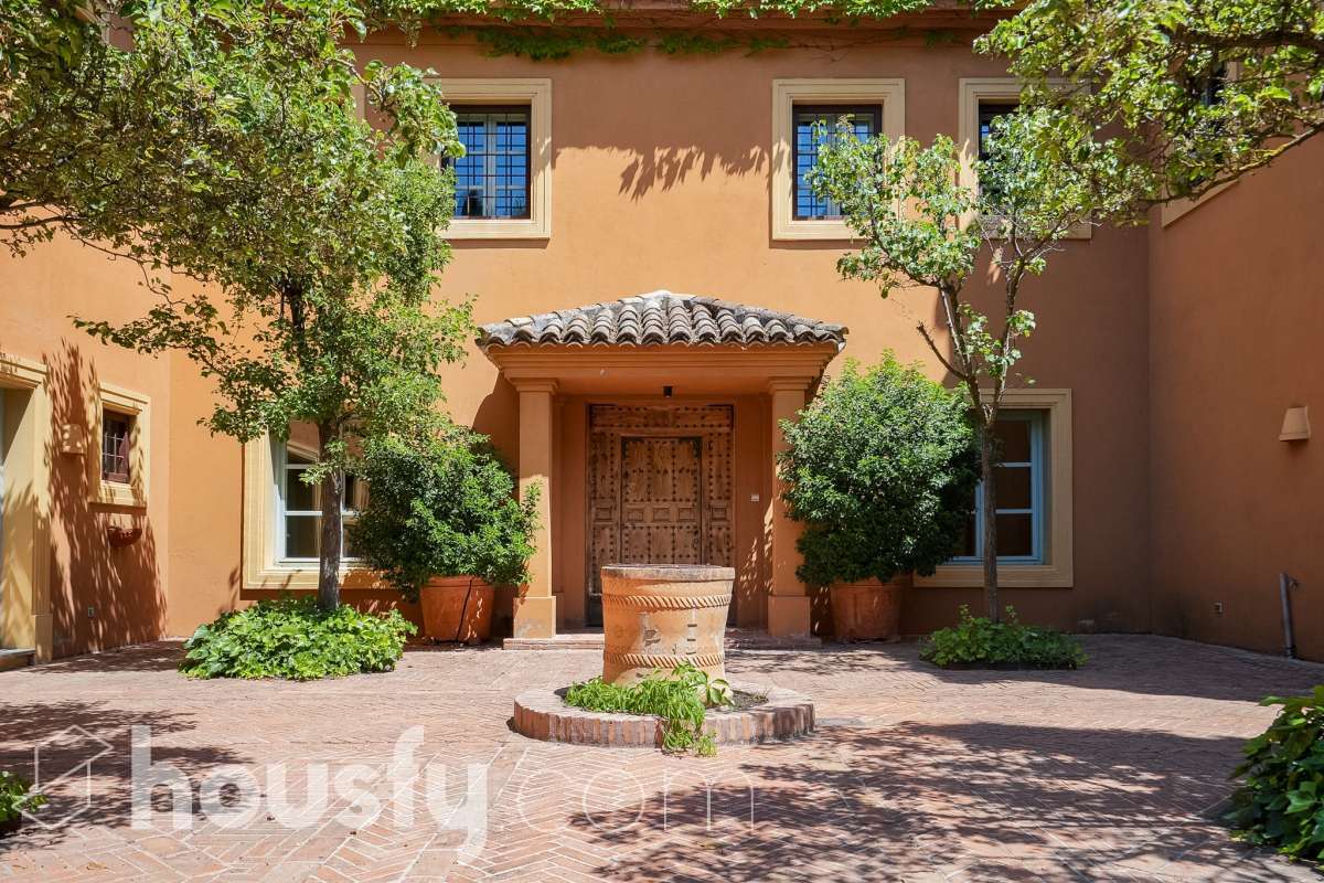 Casa en venta en Somosaguas,  Pozuelo de Alarcón-1
