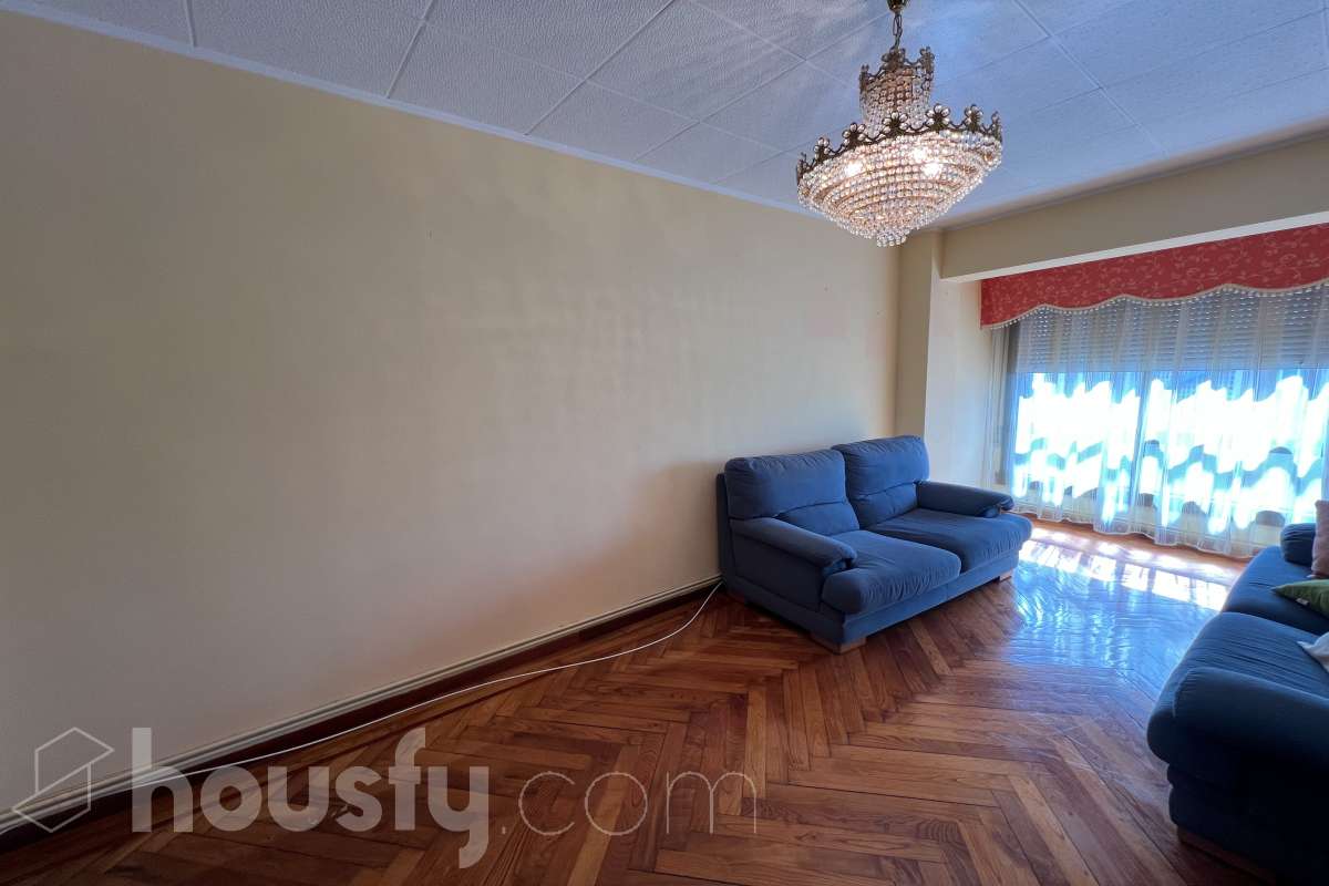 Piso en venta en AV MONELOS,  A Coruña-2