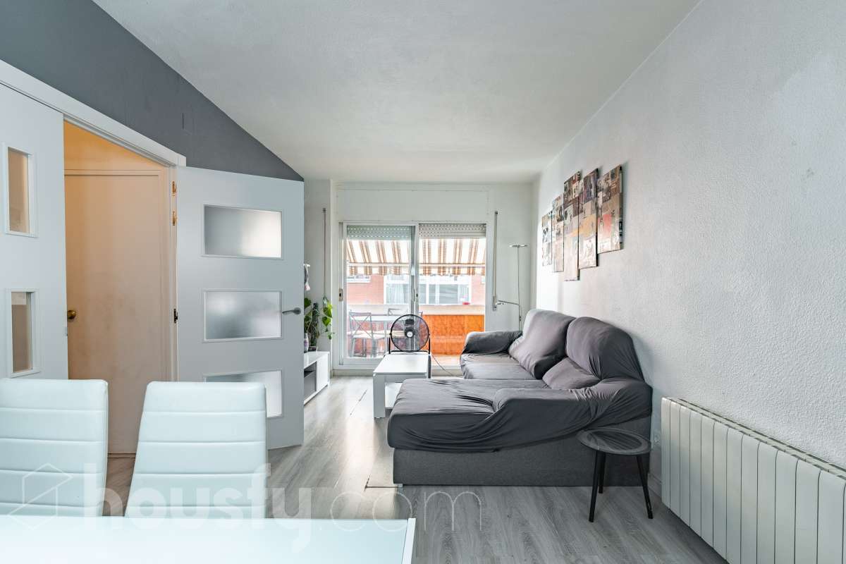 Piso en venta en Carrer de Regàs, La Creu de Barberà - Avinguda - Eixample, Sabadell-2