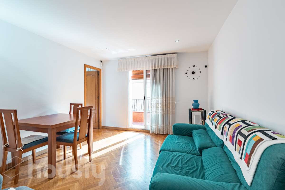 Piso en venta en Carrer Hierbabuena, Can Serra - Pubilla Cases, L'Hospitalet de Llobregat-2