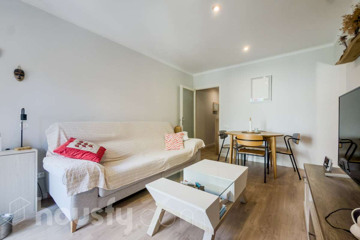Piso en venta en CL ESCORNALBOU, Horta Guinardó, Barcelona-2
