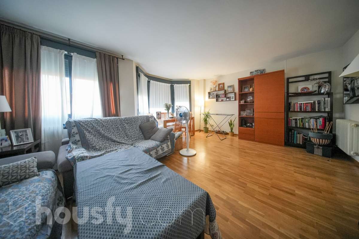 Piso en venta en Calle de Hospital de Órbigo, Fuencarral, Madrid-3