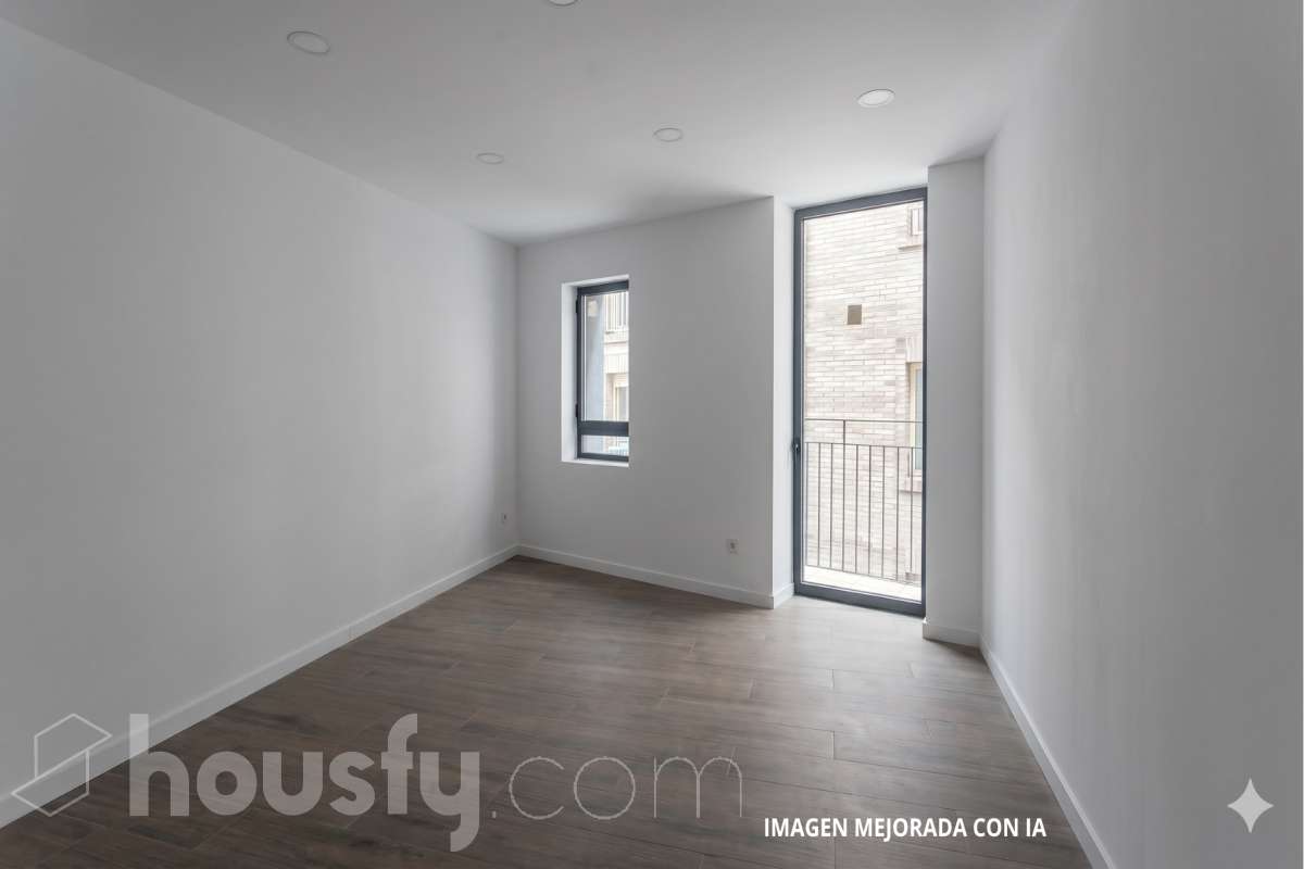 Piso en alquiler en Carrer de la Dama,  Manresa-0