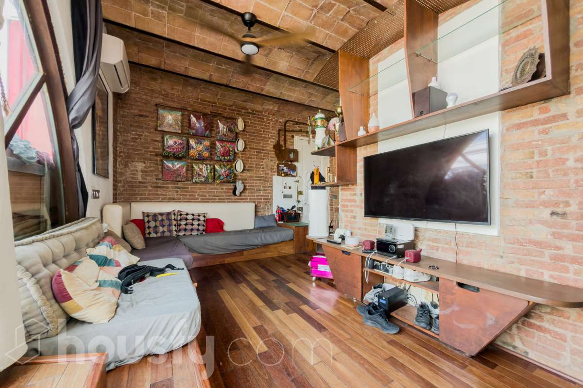 Piso en venta en Ronda de Sant Antoni, Ciutat Vella, Barcelona-4