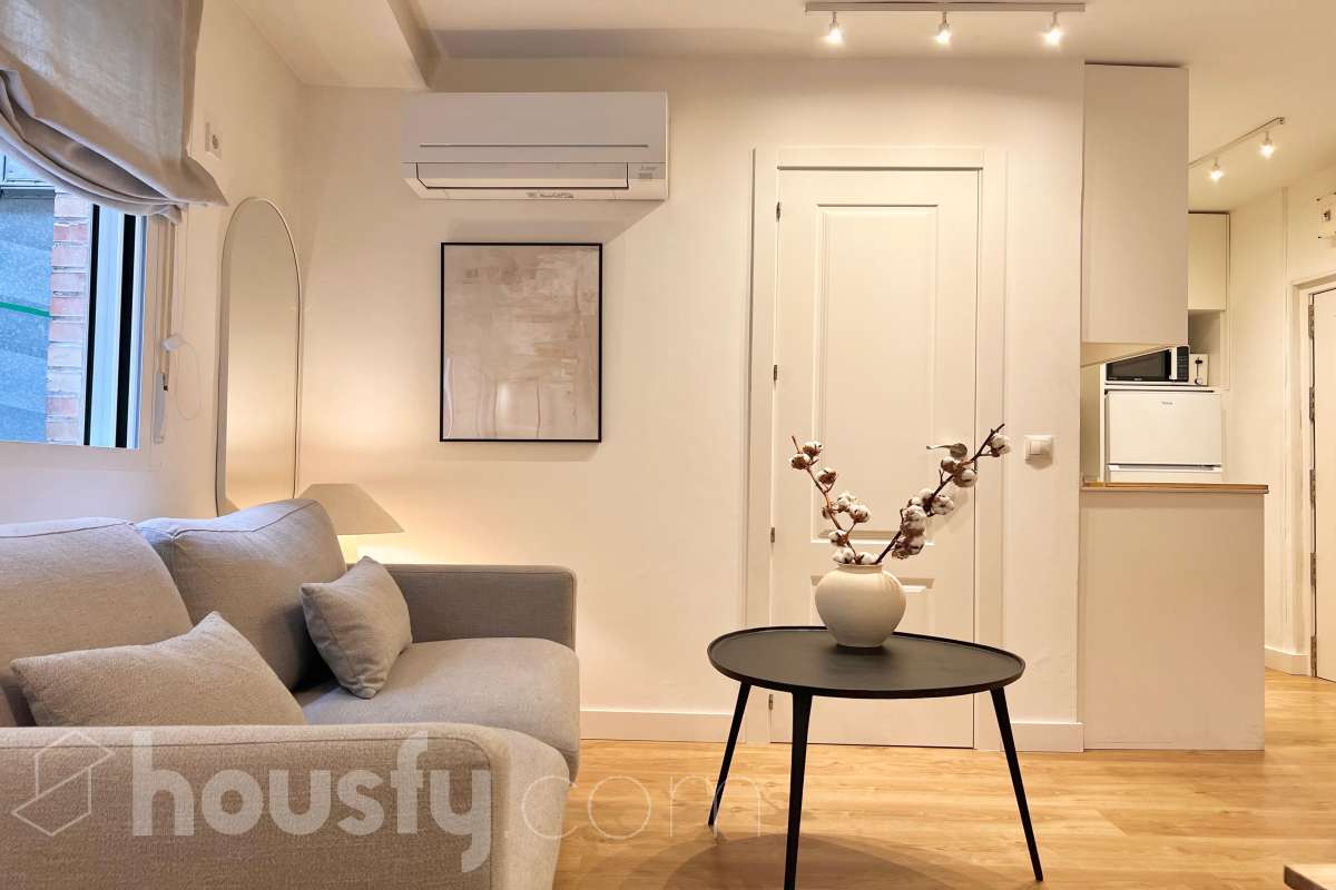 Piso en venta en Calle del Conde de Miranda, Centro, Madrid-2