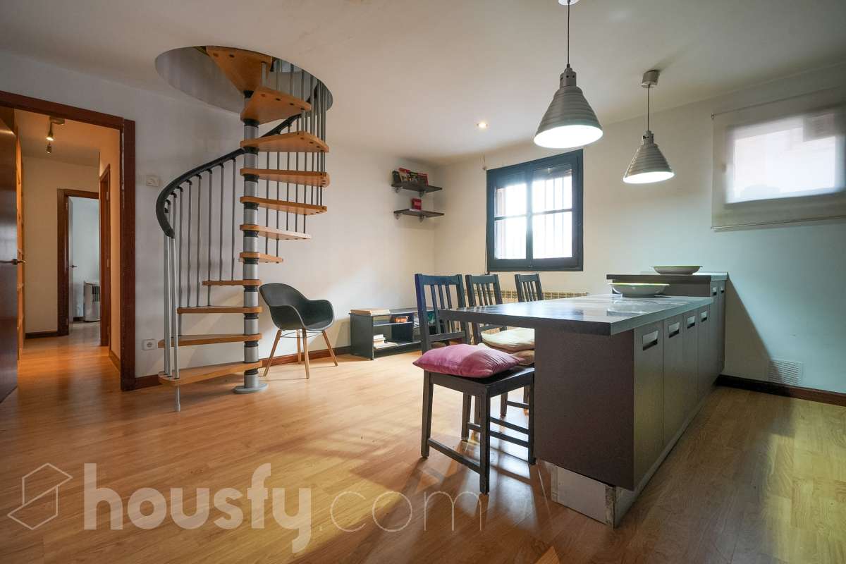 Piso en venta en Calle Meson de paredes 28012, Centro, Madrid-0