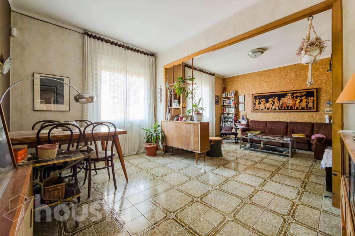 Piso en venta en Calle Marques de sentmenat, Les Corts, Barcelona-0