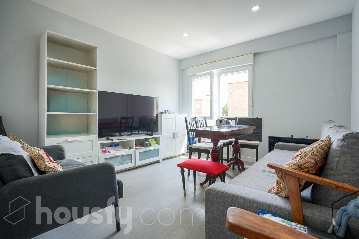 Piso en venta en Calle de la Encomienda de Palacios, Moratalaz, Madrid-0