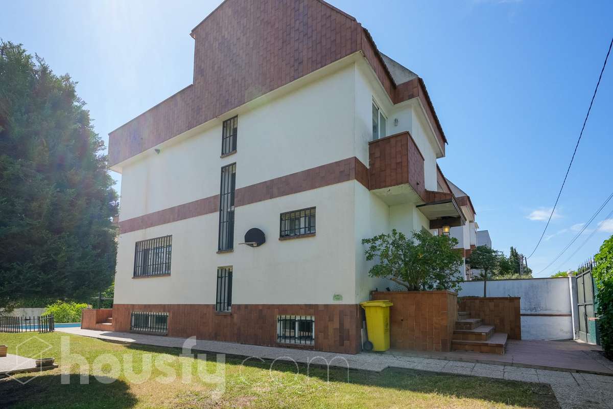 Casa en venta en Avenida de la Victoria, Moncloa, Madrid-1