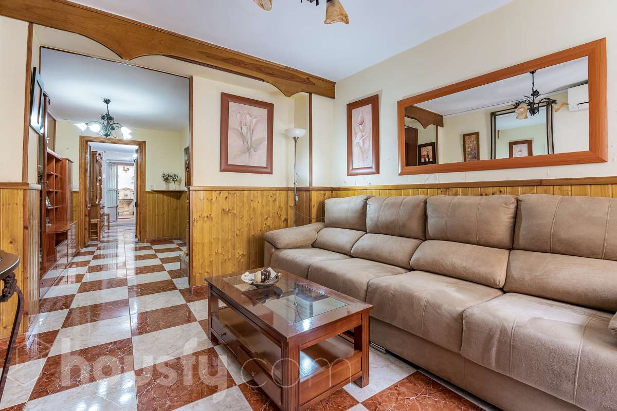 Casa en venta en Calle Ejido,  Valdepeñas de Jaén-2