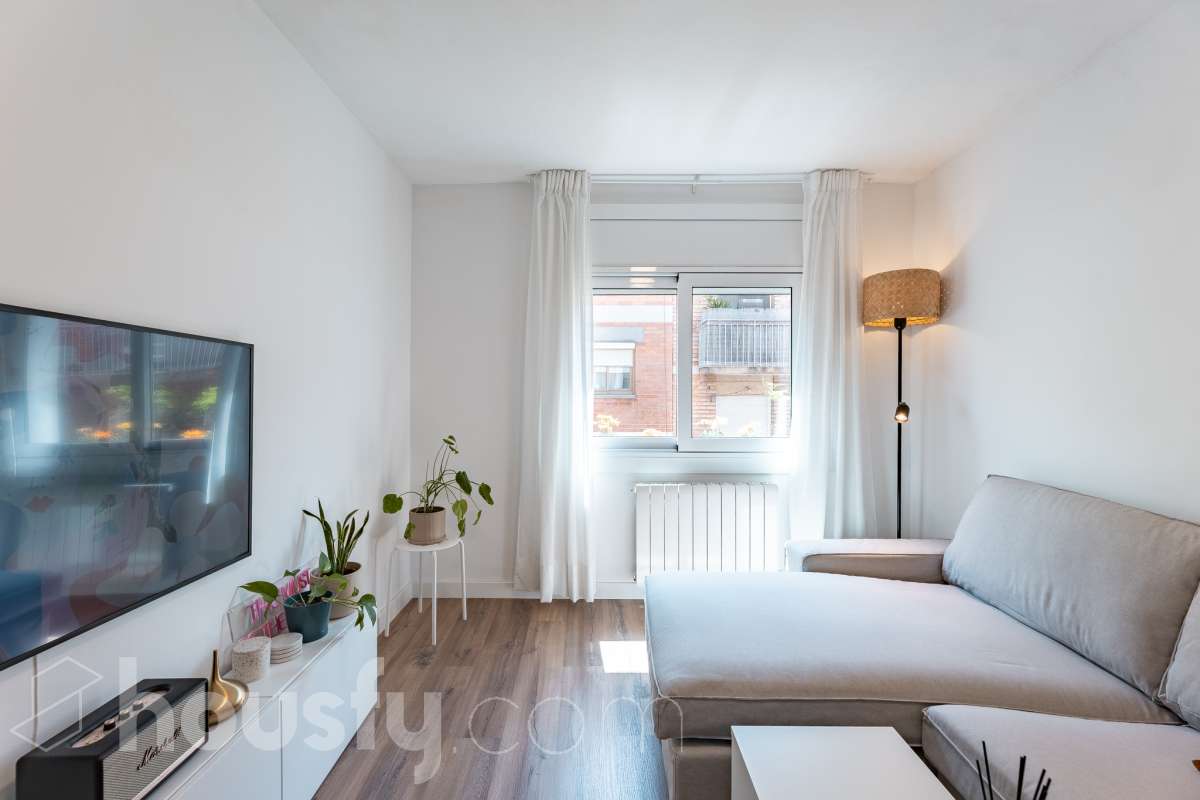 Piso en venta en Calle Granollers, Horta Guinardó, Barcelona-1