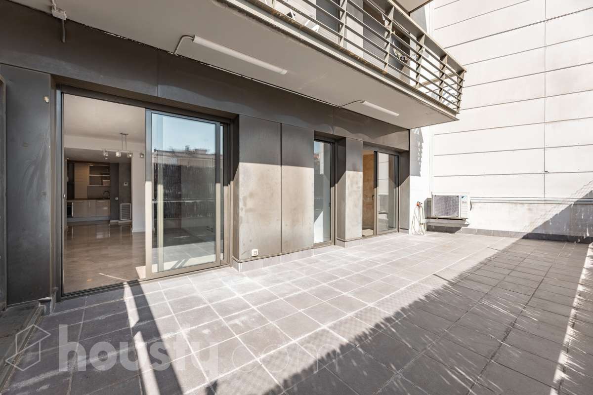 Piso en venta en Calle Salmeron, de 122 08222, Centre, Terrassa-1