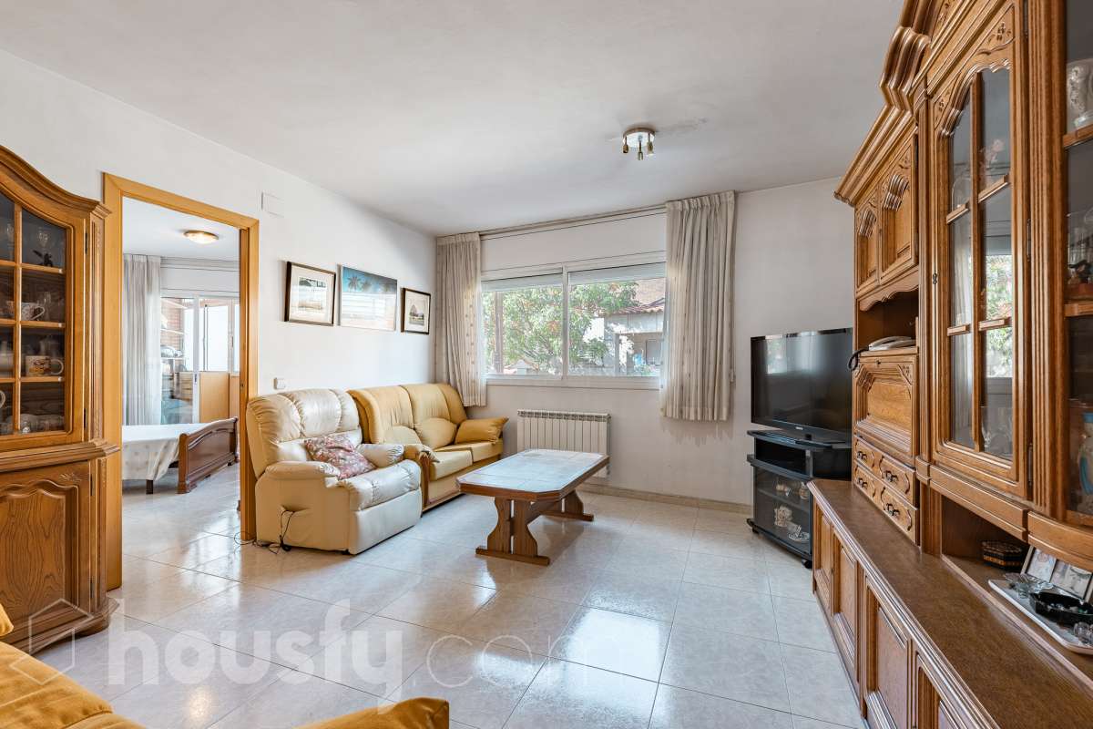 Piso en venta en Carrer Palencia,  Rubí-3