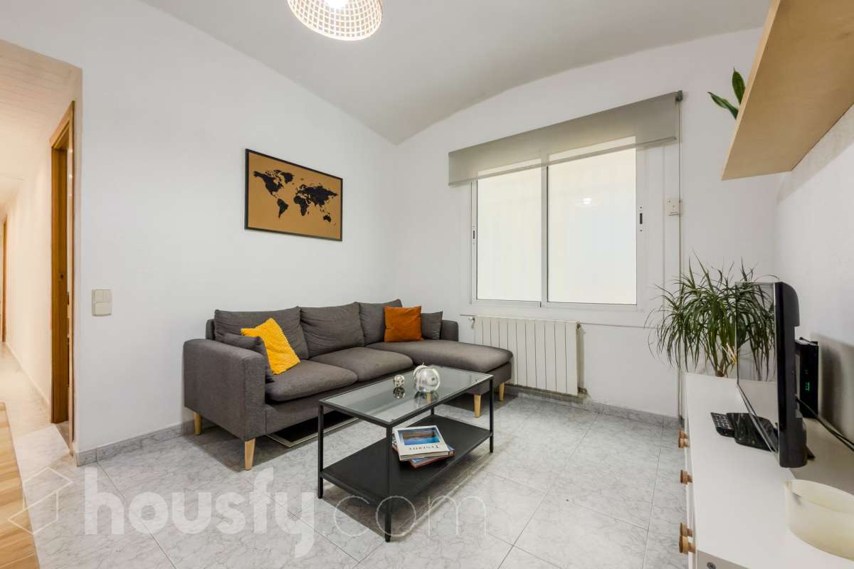 Bajo en venta en Passeig de la Vall d'Hebron, Gràcia, Barcelona-1