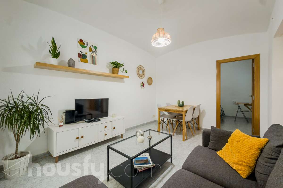 Bajo en venta en Passeig de la Vall d'Hebron, Gràcia, Barcelona-0