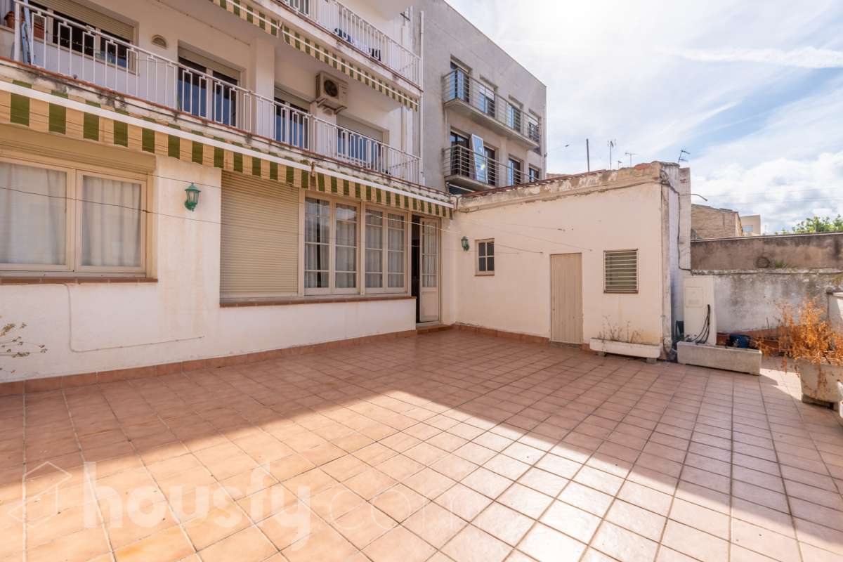 Piso en venta en Calle Hermenegild clascar,  Vilafranca del Penedès-1