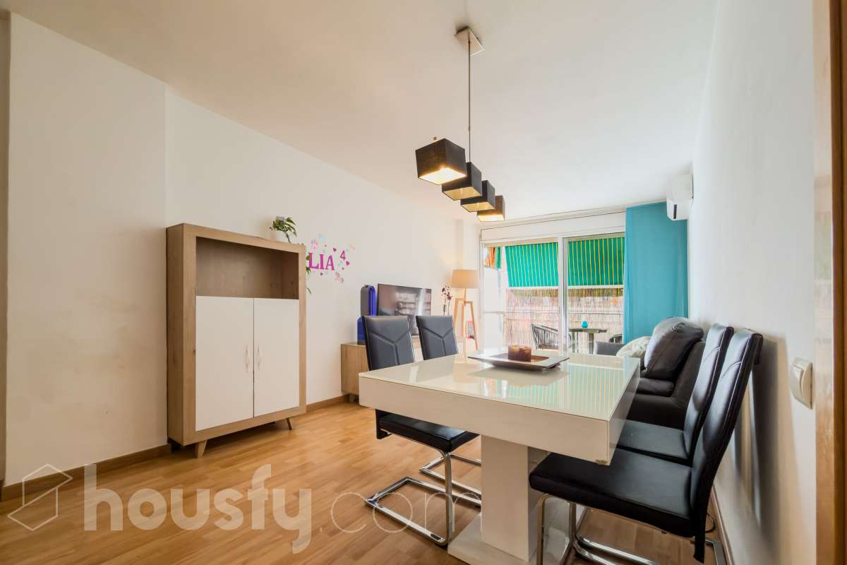 Piso en venta en Gran Via de les Corts Catalanes, Sant Martí, Barcelona-1