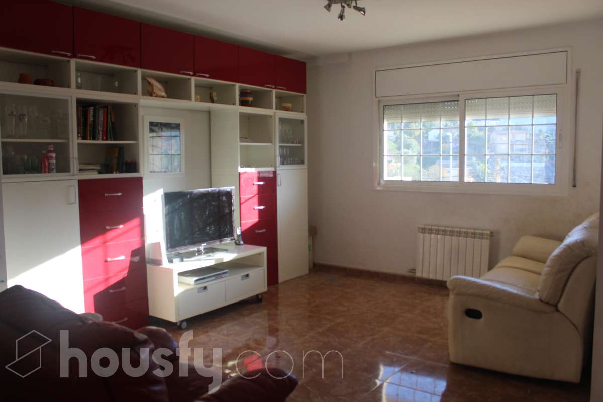 Casa en venta en Vallirana,  Vallirana-1