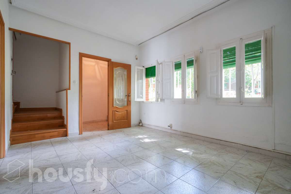 Casa en venta en Calle Armas, Fuencarral, Madrid-0