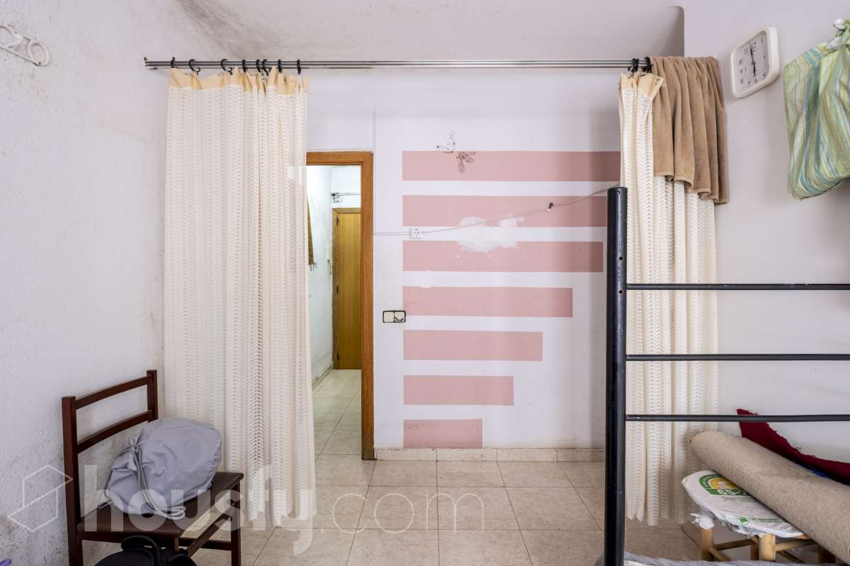 Piso en venta en Av. Del Norte, La Florida - Les Planes, L'Hospitalet de Llobregat-0