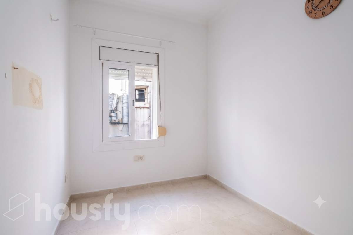Piso en venta en Av. Del Norte, La Florida - Les Planes, L'Hospitalet de Llobregat-3