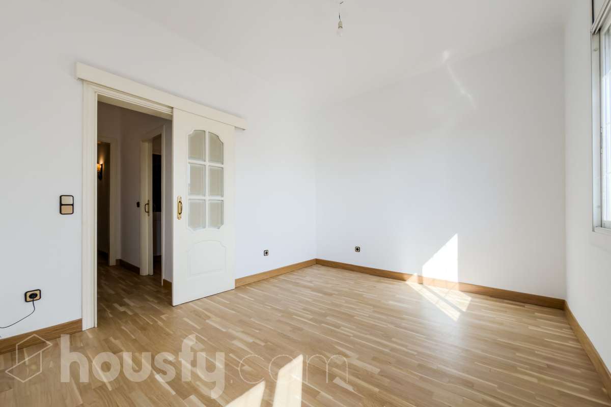 Piso en venta en Carrer de Padilla, Horta Guinardó, Barcelona-3