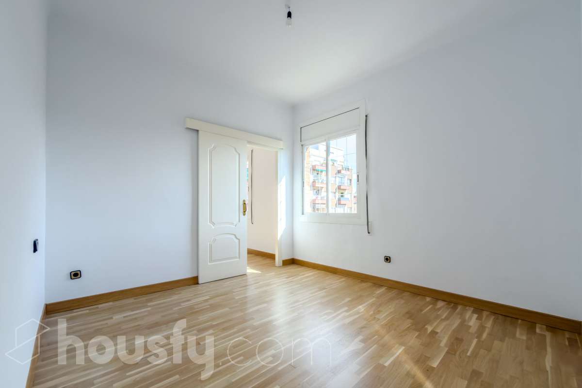 Piso en venta en Carrer de Padilla, Horta Guinardó, Barcelona-4