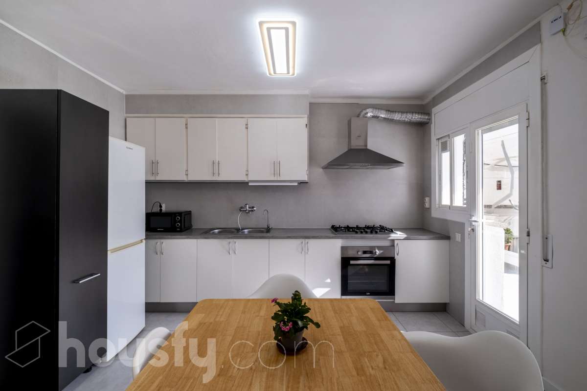 Piso en venta en Carrer de Mossèn Àngel Rodamilans, Llevant, Terrassa-2