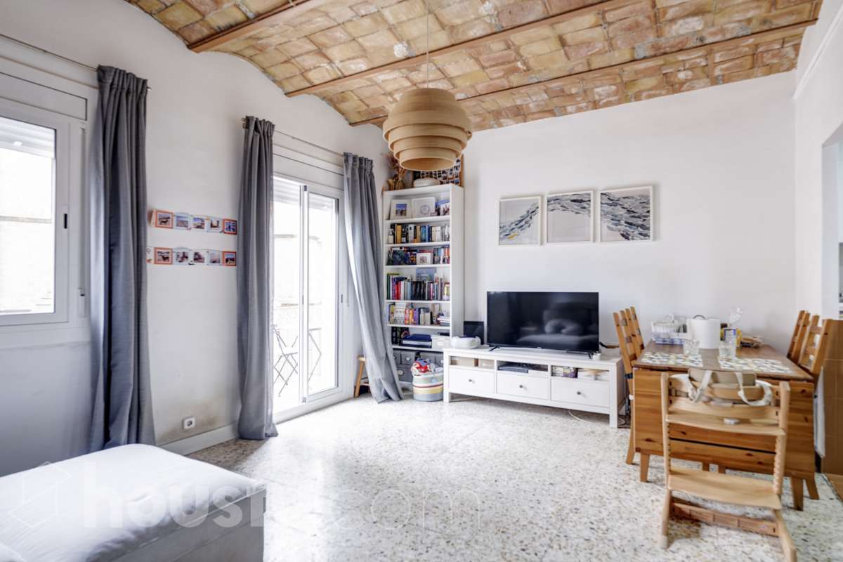 Piso en venta en Carrer de Sant Roc, Sants-Montjuïc, Barcelona-0