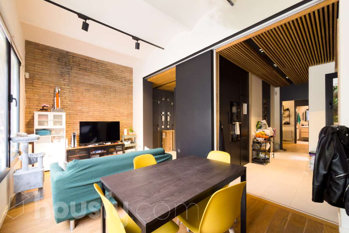 Piso en venta en Carrer de la Mare de Déu del Carme,  Sant Adriá de Besós-1